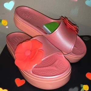 CROCS 🍊Platform vivid bloom slide 🌺✨size us m/7